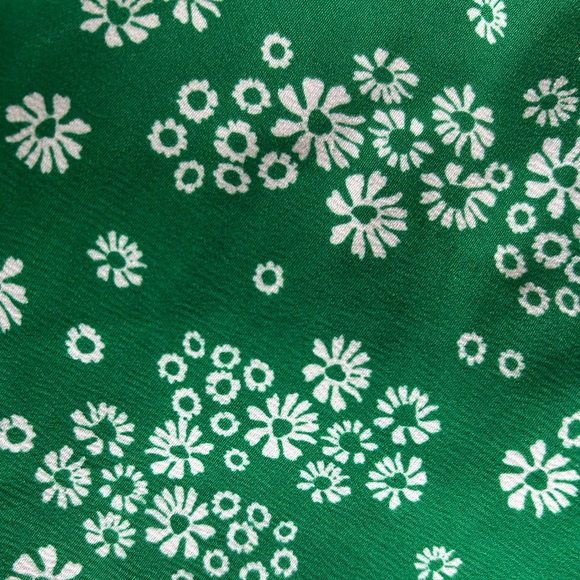 Rachel Zoe Green Ditsy Floral Midi Skirt Cottagecore Garden Fairycore Size 2 - Picture 6 of 6